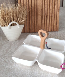 اردوخوری چهار خانه مربعی سفید دسته چوبی